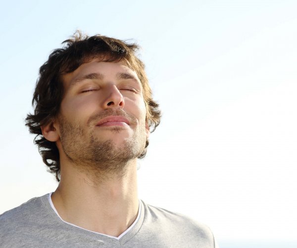 3 positions de yoga contre le stress